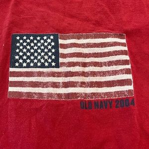 2004 Old Navy Flag T-shirt